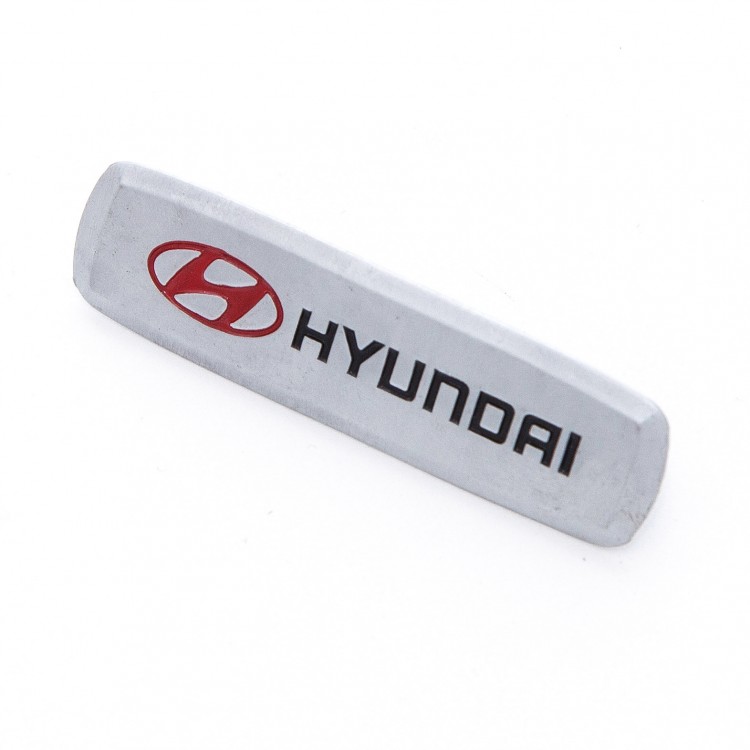 Шильдик Hyundai для ковров и органайзеров